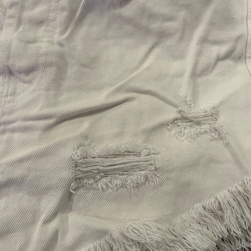 Wild Fable Womens Super High Rise cut off jean shorts white size 4 - Picture 7 of 7